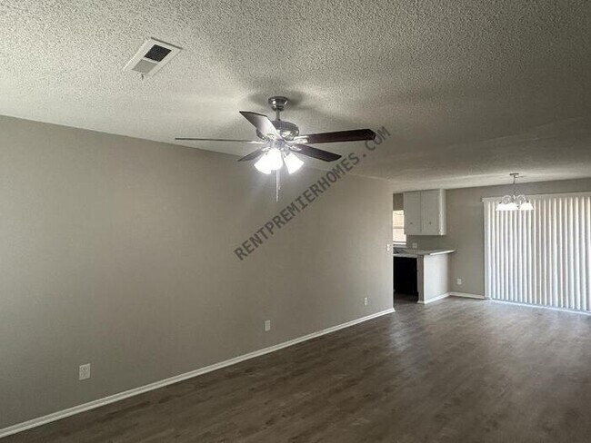 Building Photo - 4703 S 94th E Ave