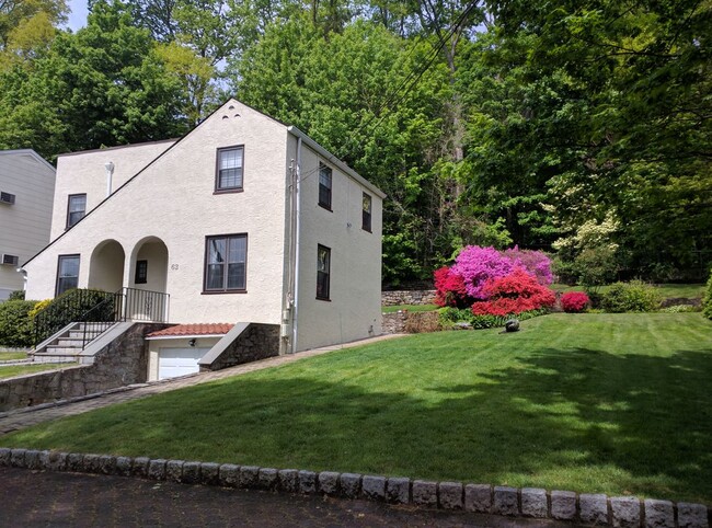 Building Photo - 63 Avondale Rd