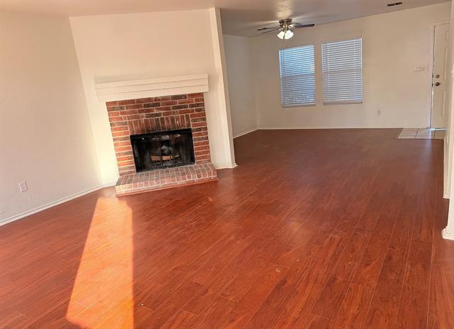 Foto del edificio - 901 Mill Branch Dr