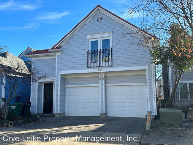 Building Photo - 3 br, 3 bath House - 950 River Landing Dr.