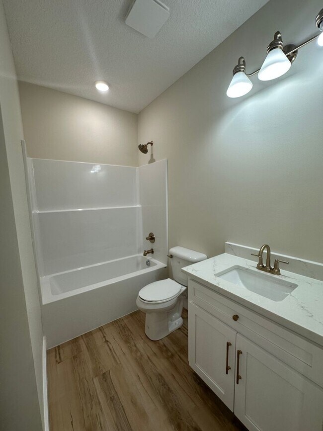 Foto del edificio - 3 Bed 2 Bath House