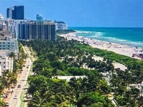 Building Photo - 1390 Ocean Dr