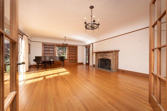 Foto del edificio - 850 Edgewood Rd