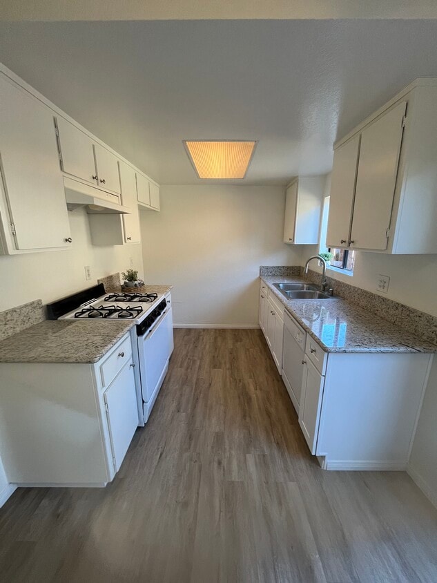 8032 7th St Unit 6, Buena Park, CA 90621 Apartments in Buena Park, CA