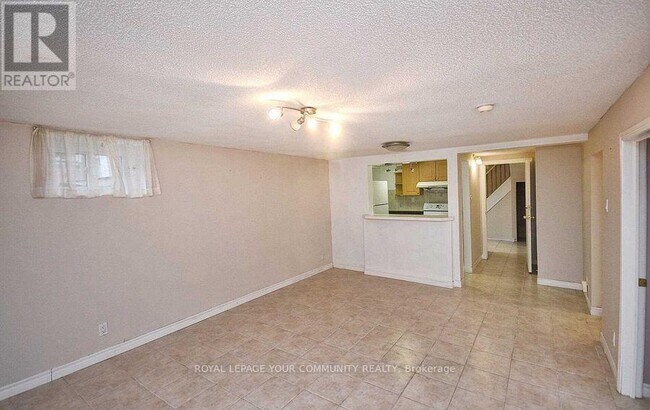 Building Photo - 25 Rockport Crescent