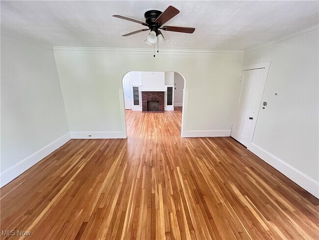 Foto del edificio - 1372 Bonnieview Ave