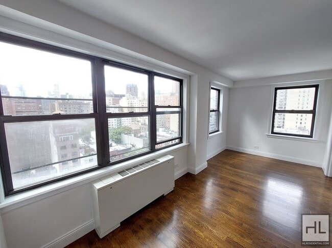 Building Photo - East 82nd Street