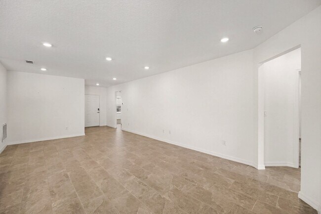 Foto del edificio - 849 Brookview Ln