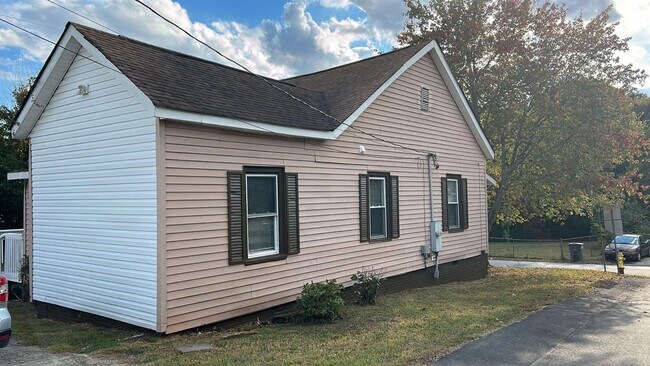 Photo - 422 West Ave House