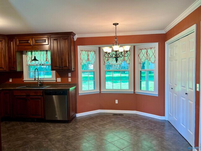 Foto del edificio - 110 Laurel Oak Rd