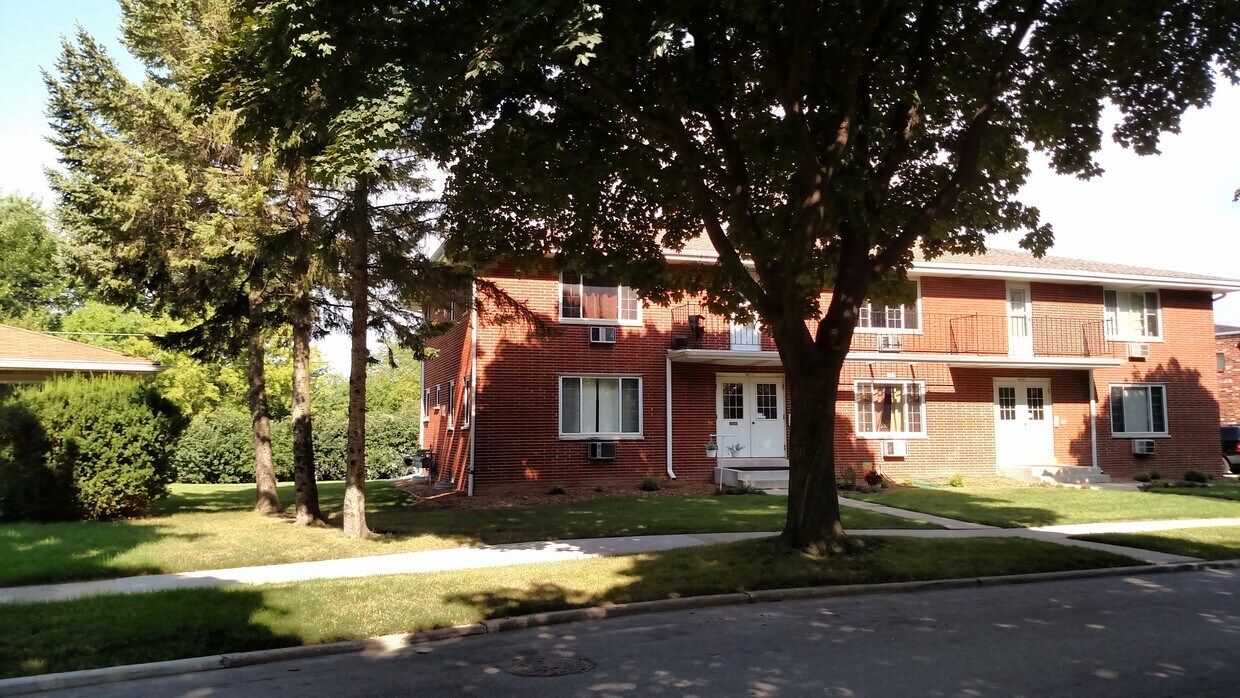 Primary Photo - 3127 66th S St
