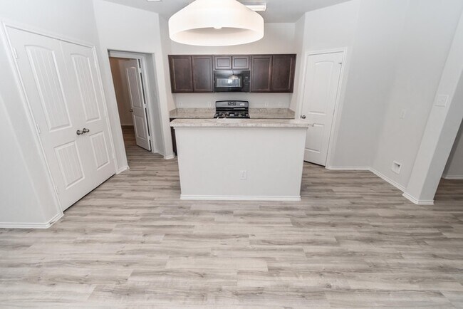 Building Photo - 24314 Volta Gardens Ct