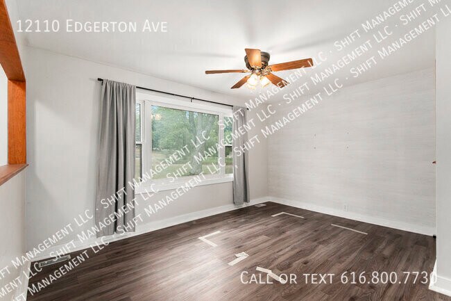Foto del edificio - 12110 Edgerton Ave NE