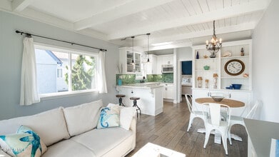 Building Photo - 5510 Driftwood St