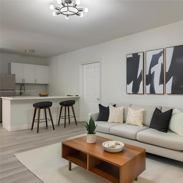 Building Photo - 10190 E Bay Harbor Dr