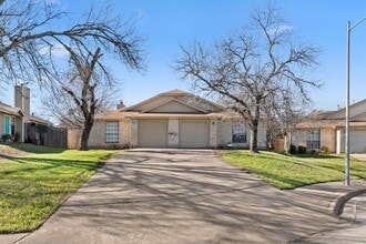 Building Photo - 14202 Sussman Ct