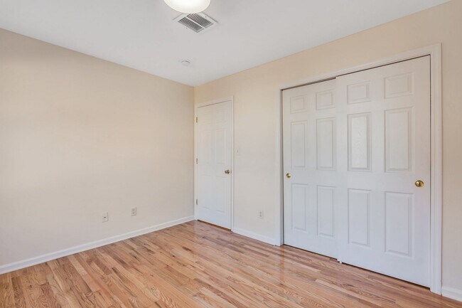 Foto del edificio - 529 M.L.K. Drive