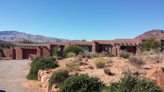 Building Photo - 1301 Big Soldier Ct