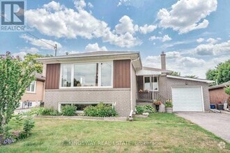 Building Photo - 20 Margrath Pl