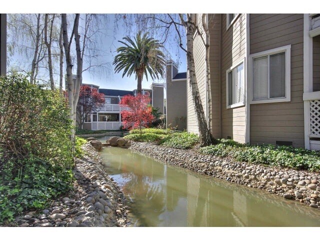 Building Photo - 4894 Lakebird Ct