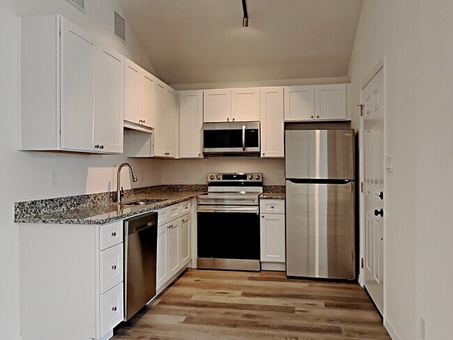 Building Photo - 1274 Jade Pl