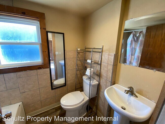 Foto del edificio - 2 br, 1 bath House - 2817 Minnesota Avenue