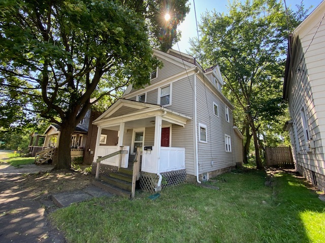Building Photo - 562 Nash St
