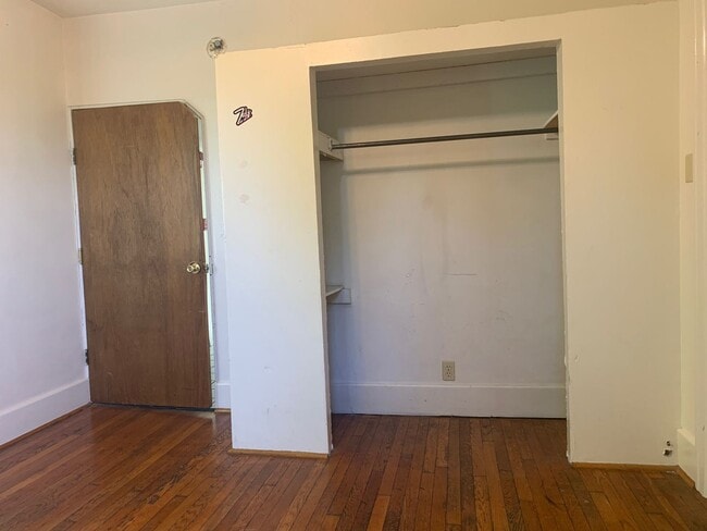 Foto del edificio - 4 br, 1 bath House - 317 Fife Avenue