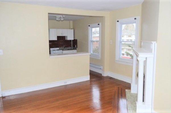 Foto del edificio - 528 Mason Ave
