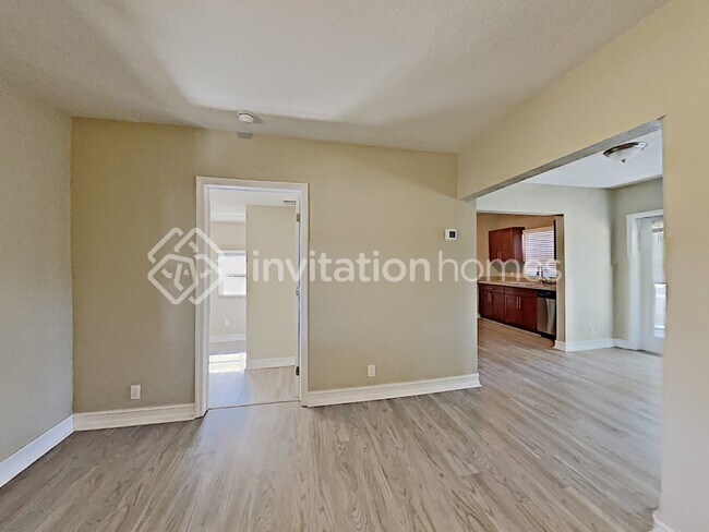 Foto del edificio - 1401 SW 1st St