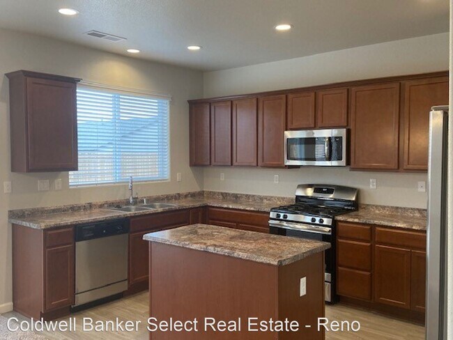 Foto del edificio - 3 br, 2 bath House - 230 Red Oak Dr