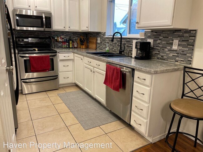 Foto del edificio - 3 br, 2.5 bath House - 6524 Lakewood Blvd SW