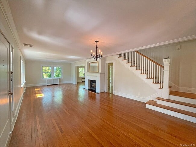 Building Photo - 38 Gedney Park Dr