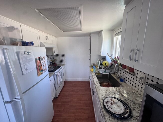 Building Photo - 841 Di Fiore Dr