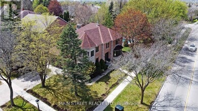 Building Photo - 898 Stonehaven Ave