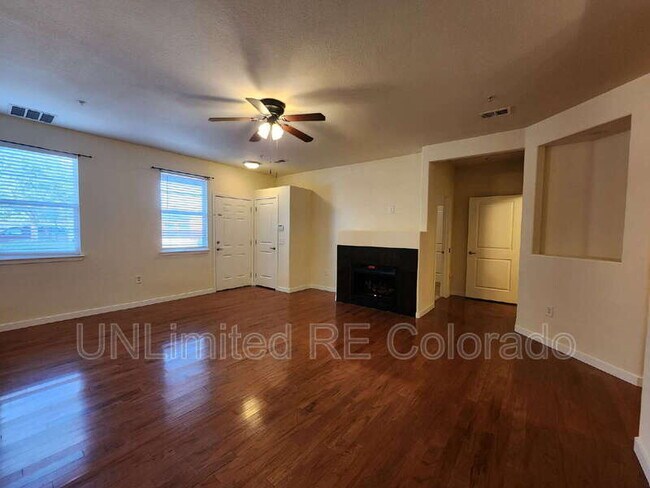 Foto del edificio - 4100 N Albion St
