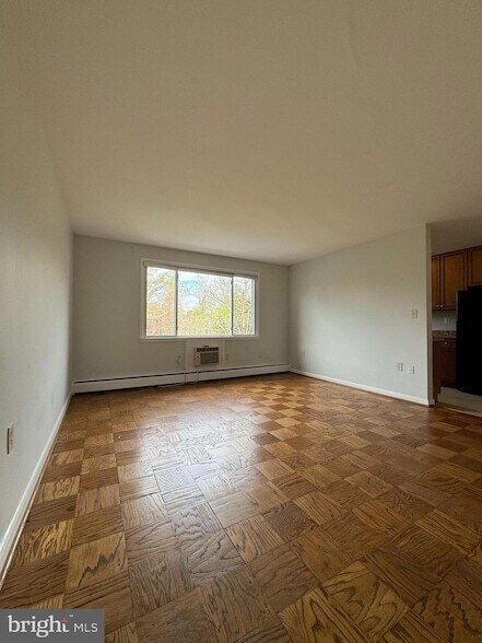 Photo - 945 N Barton St Apartment