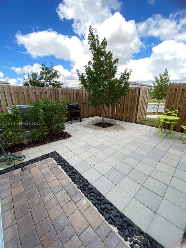 Foto del edificio - 2627 SE 28th Dr