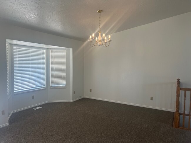 Building Photo - 108 S Astor Ln