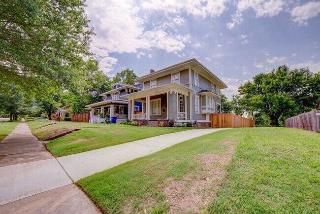 Foto del edificio - $500 Move In Special! 3 Bed 2.5 Bath | Tim...