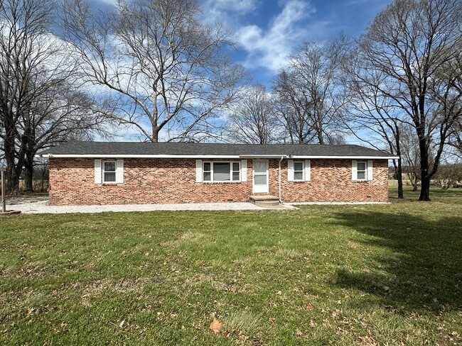 Building Photo - 6330 Foliage Rd