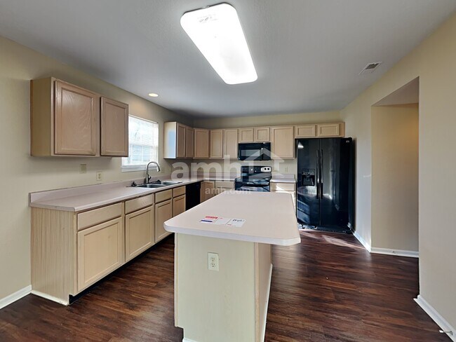 Building Photo - 19195 Pathway Point