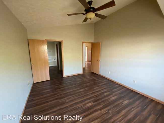 Building Photo - 2826 Morality Dr