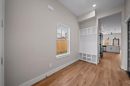 Foto del edificio - 6904 Covington Dr