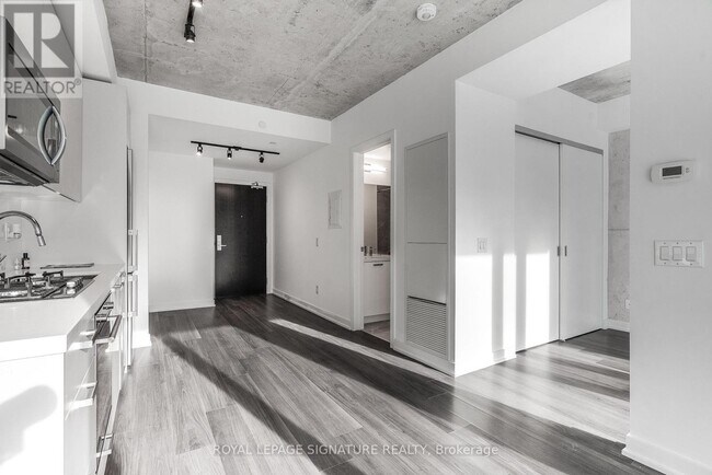 Photo du bâtiment - 55 Ontario St