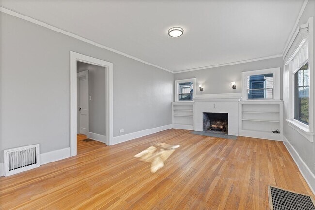 Building Photo - Welcome to Your Backyard Paradise!