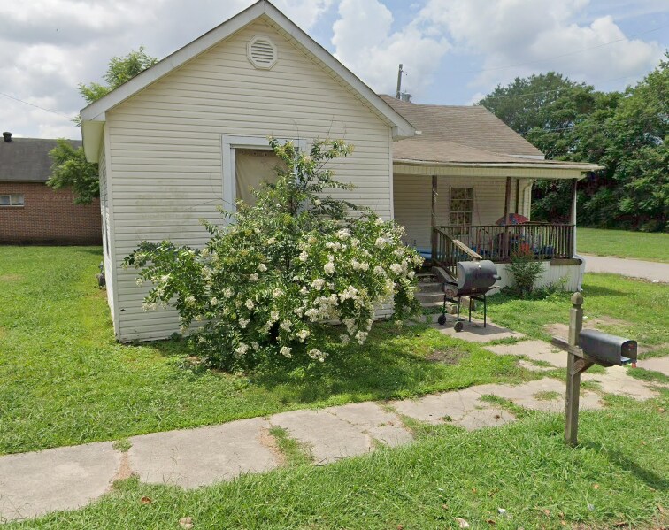 Primary Photo - 542 E Baltimore St