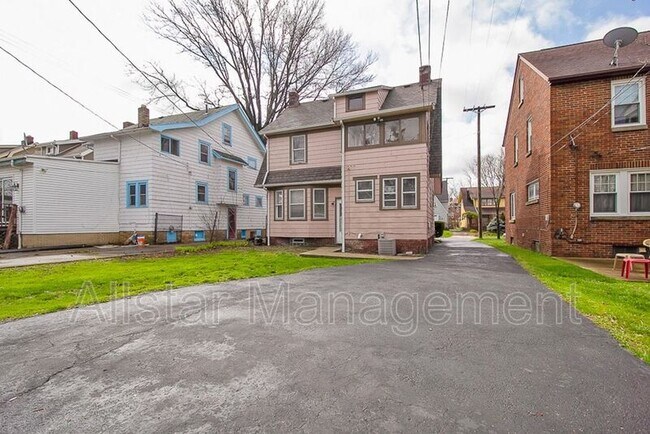 Building Photo - 3509 Silsby Rd