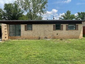 Building Photo - 3608 59th St