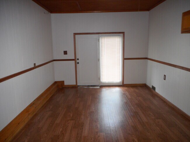 Building Photo - 3506 Marquis Dr
